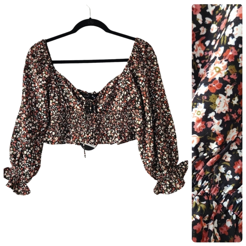 Storia Long Sleeve Black Floral Smocked Crop Top Size Small NWT